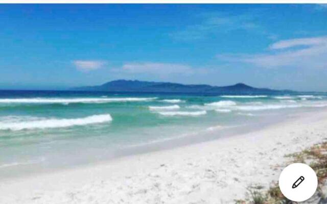 Suítes em Cabo Frio, Praia do foguete