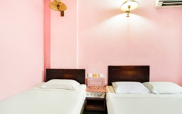 OYO 89625 Bilton Inn