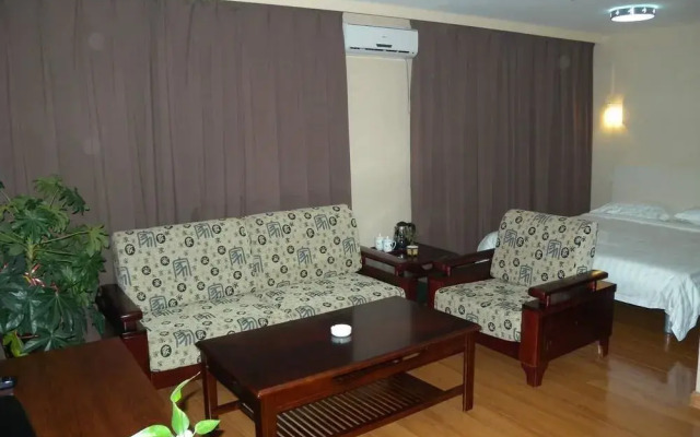White Clouds Hotel - Dalian