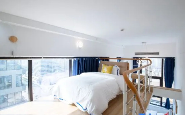 Colour Hotel (Nanchang west station)