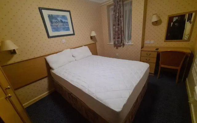 Devon Towers Hotel