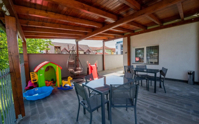 Rania Apartments