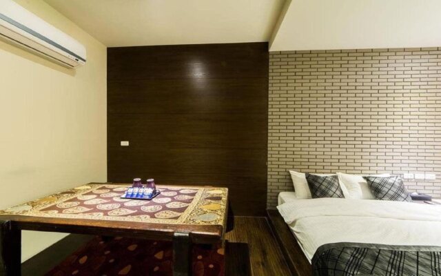 LITHO Hostel