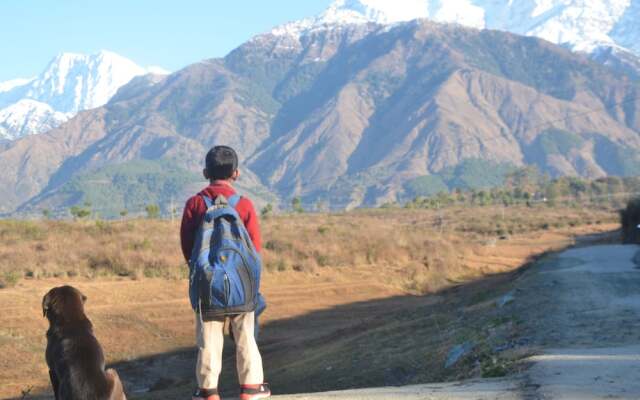 Fabhotel Royal Green Buds