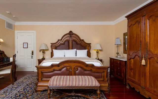 Pratt Place Inn and Barn