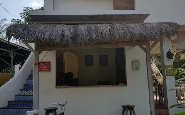 White Coconut Cottage