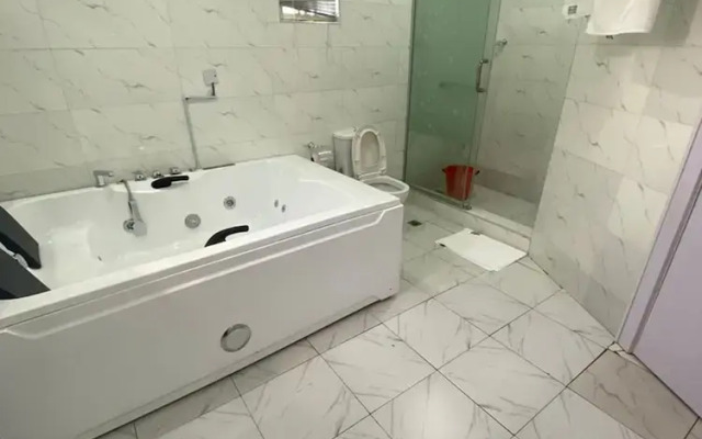 Am Place Luxury Apartments
