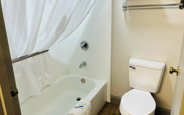 Rosewood Inn By OYO Union City I-69