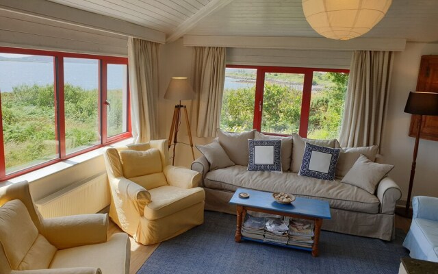 Salmon Cottage