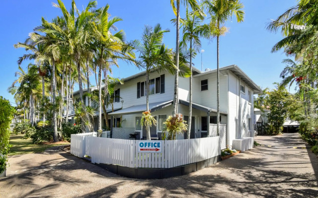 Coco Bay Resort