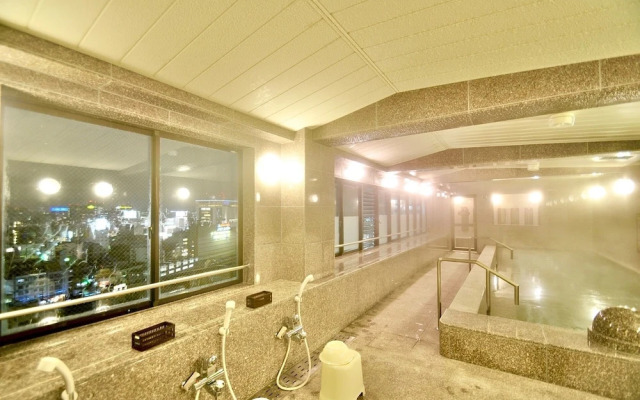 HiroshimaEkimae Universal Hotel ShikansenguchiMigi