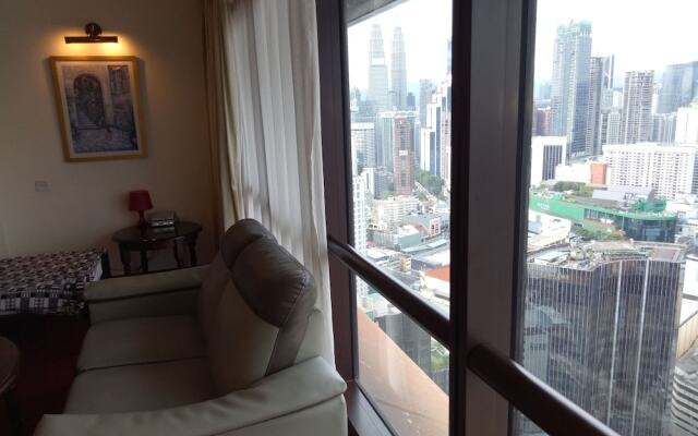 Real Point Suites at Times Square