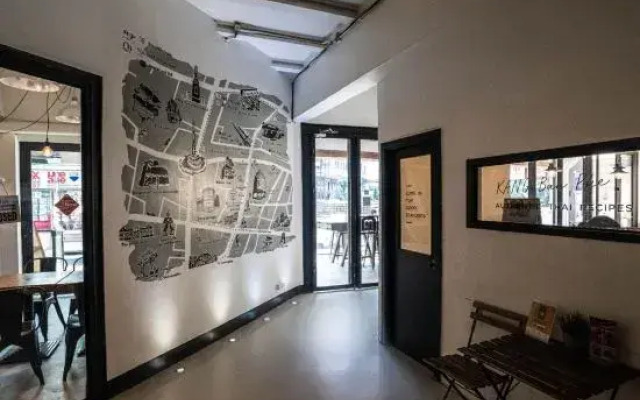 3Howw Hostel @ Sukhumvit 21