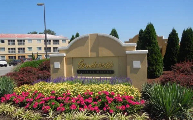 Cedar Point's Sandcastle Suites