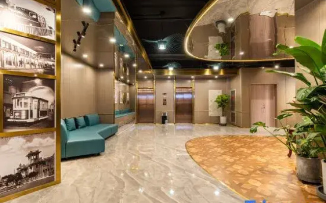 ZMAX HOTELS (Tianjin Five Old Street, Xi Nan Lou, metro station shop)