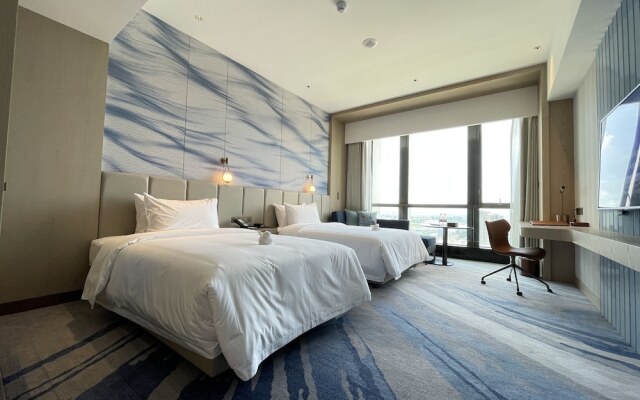 White Swan VYV Hotel