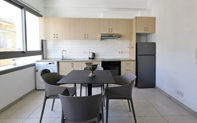 Phaedrus Living Ledras Residences 105