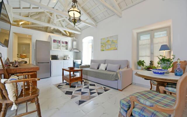 Hydra Luxury Getaway - Maria s Cozy Home
