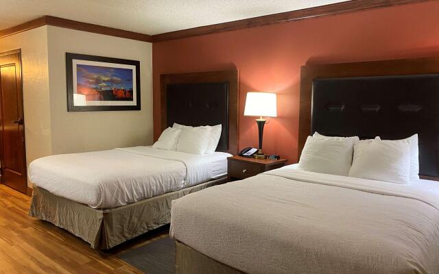Best Western Plus Greenwell Inn