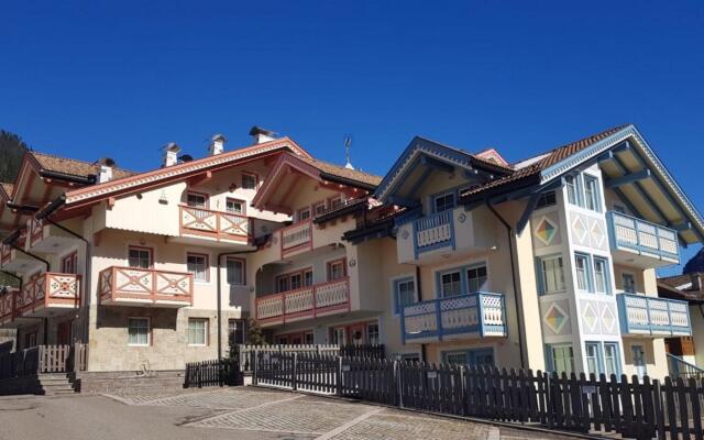 RADETZKY -  typical apartment. (022113-AT-667315)-604  RADETZKY