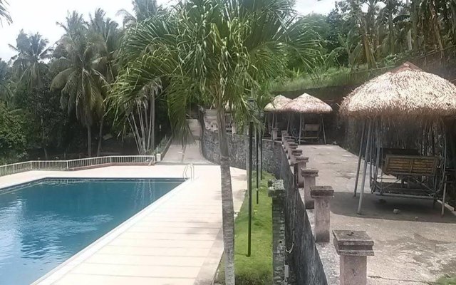 Kayumanggi Resort
