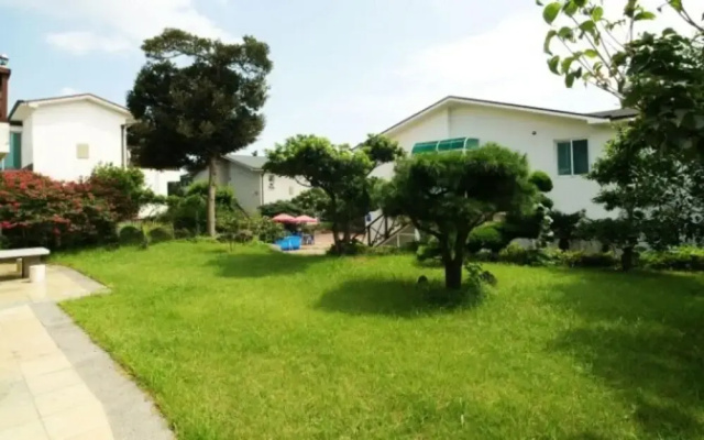 Seogwipo JJ House Pension