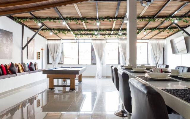 Penthouse 3rd Floor Lleras
