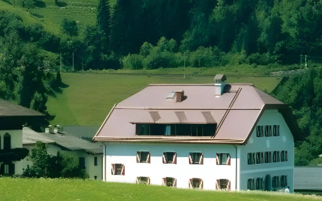 Hotel & Gourmetwirtshaus Kirchenwirt seit 1326
