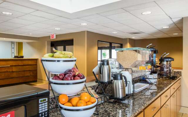 Comfort Inn & Suites Thomson