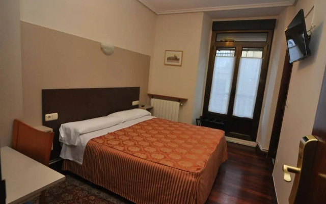 Pension Alameda