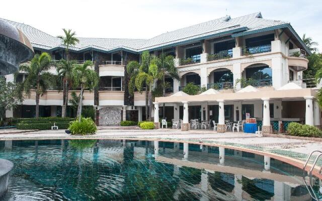 Phi Phi Island Cabana Hotel