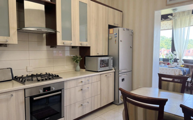 Apartments on 97 Chkalova Street