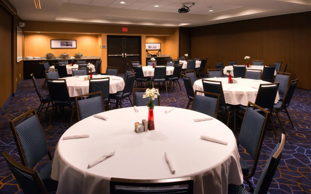 Courtyard Hot Springs