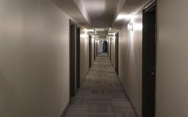 Amber Hotel