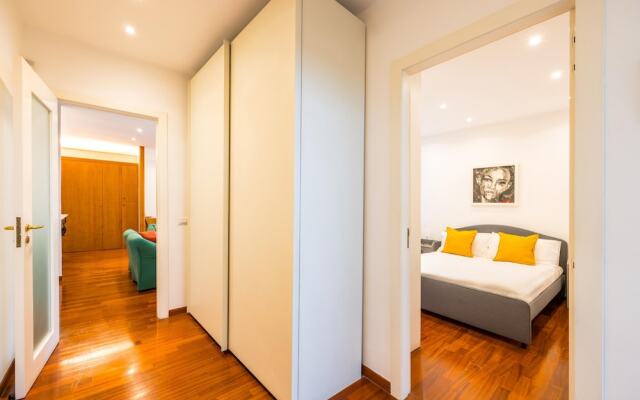 Colonna Classic Style Apartment by Wonderful Italy
