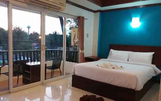 Lanta Long Beach Apartment - Hostel