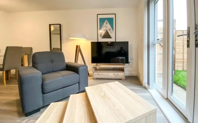 Tudors eSuites Two Bedroom House