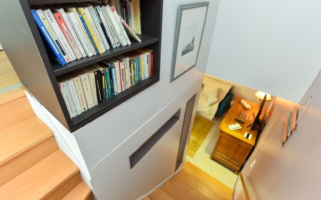 Luxury Holiday Home in Bannalec With Swimming Pool