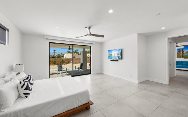 Braley Court 2 - Moonlight