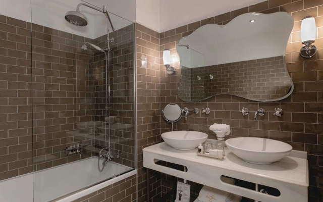 Hotel Gravina 51