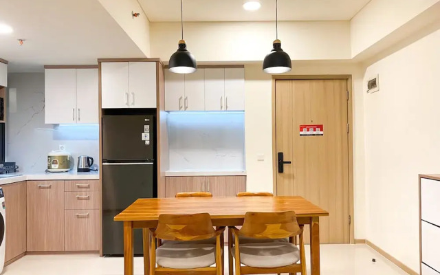 Cozy Living And Comfort 3Br Meikarta Apartment