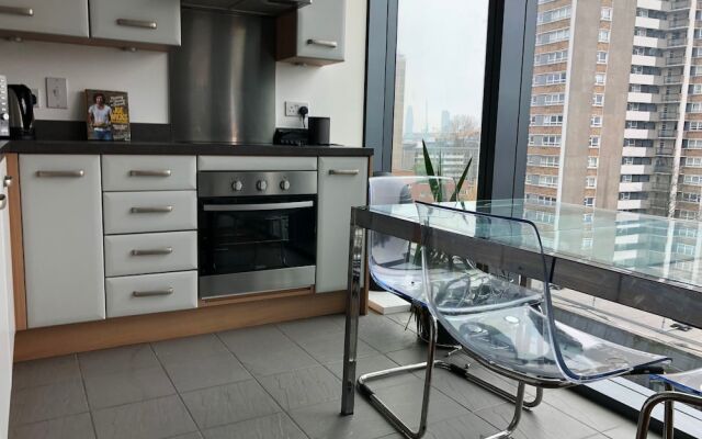 Modern 2 Bedroom Apartment Old Street