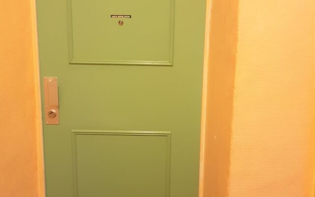 Lady's Joffre Palazzo