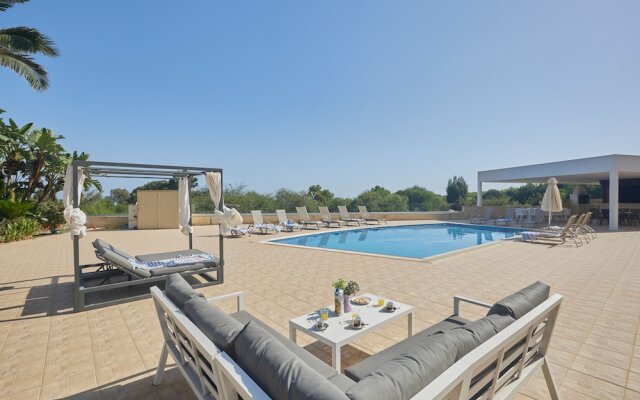 Protaras Holiday Villa Pa7 Private 7 Bedroom Villa