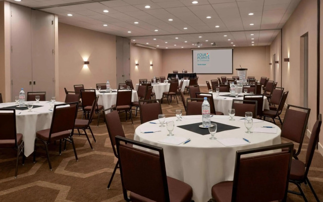 Four Points by Sheraton Toronto Airport
