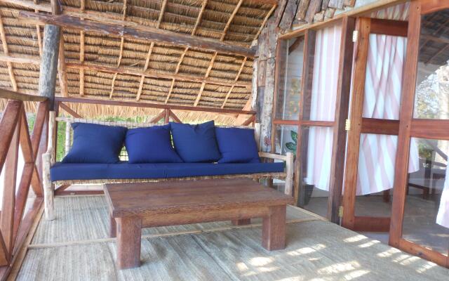 Mbuyuni Beach Village - Bungalows