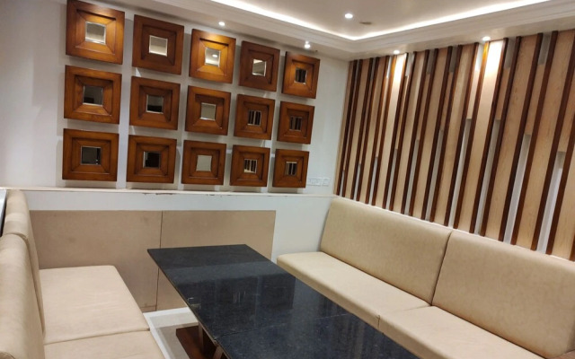 Hotel Samrat
