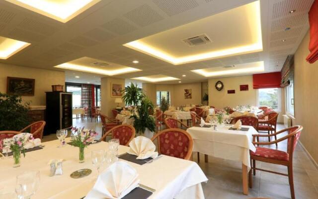 Logis Hotel Spa Rest. le Provence