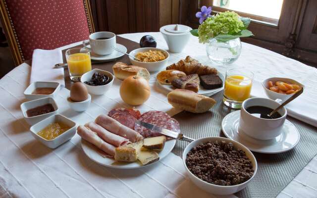 Clos de Vallombreuse, The Originals Relais