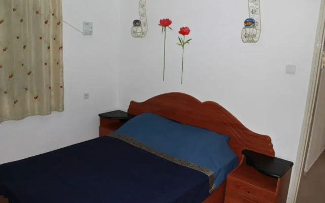 Zimmer Dora Dead Sea